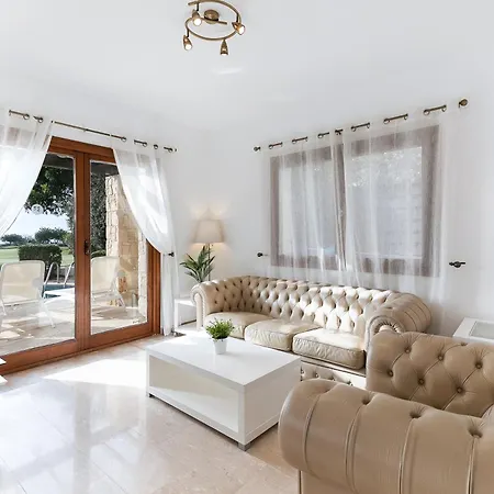 2 Bedroom Kornos With Private Pool And Golf Views, Aphrodite Hills Villa *