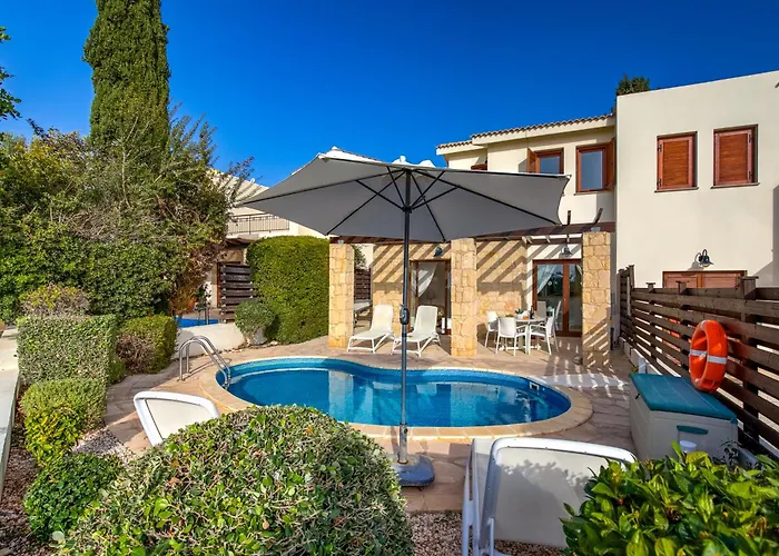 2 Bedroom Kornos With Private Pool And Golf Views, Aphrodite Hills Vila