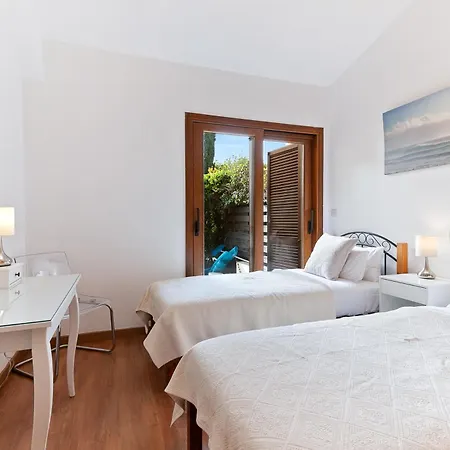 Villa 2 Bedroom Kornos With Private Pool And Golf Views, Aphrodite Hills Kouklia