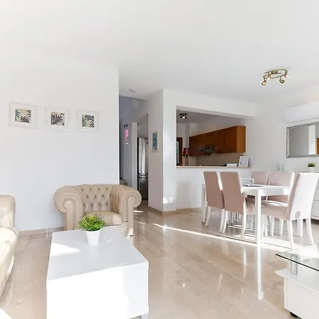 2 Bedroom Kornos With Private Pool And Golf Views, Aphrodite Hills * Kouklia