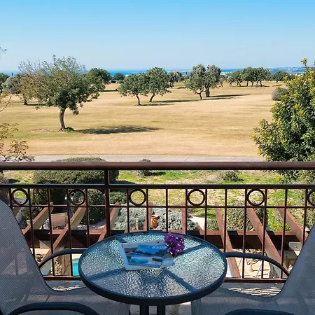 Villa 2 Bedroom Kornos With Private Pool And Golf Views, Aphrodite Hills Kouklia