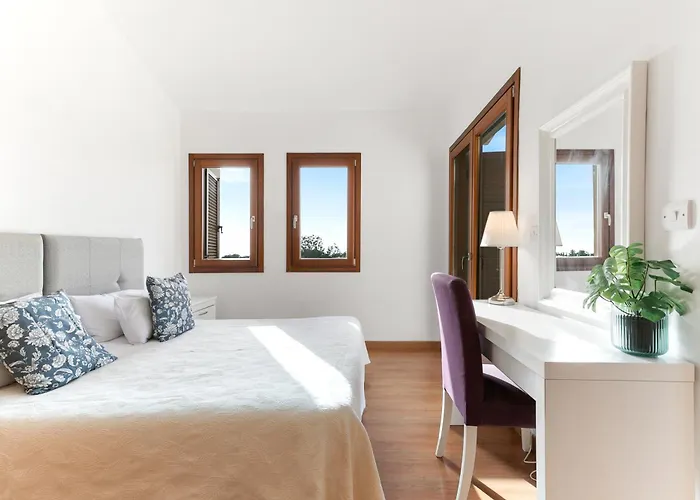 2 Bedroom Kornos With Private Pool And Golf Views, Aphrodite Hills