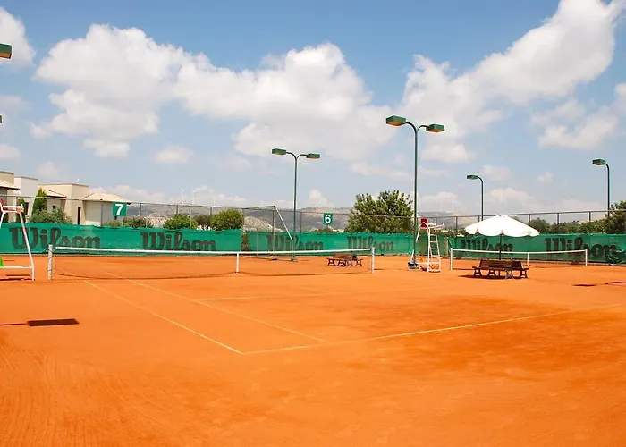 Villa 2 Bedroom Kornos With Private Pool And Golf Views, Aphrodite Hills