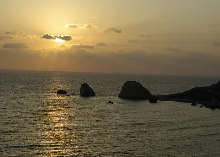 2 Bedroom Kornos With Private Pool And Golf Views, Aphrodite Hills Villa *